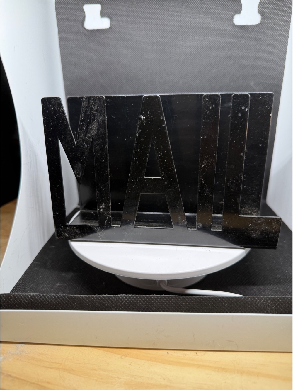 Black metal MAIL letter holder